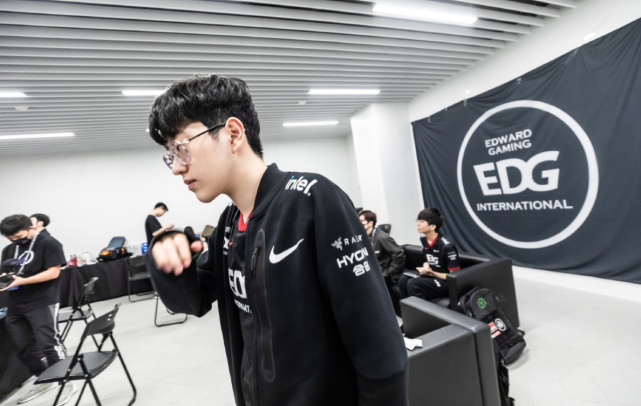 敢追求梦想 敢追求梦想